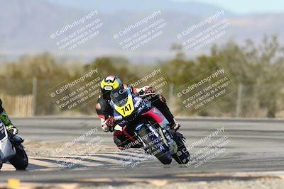 media/Dec-07-2025-CVMA (Sun) [[3e7d2de5dc]]/Race 5-Formula UL-CVMA Hooligans-American Thunder/